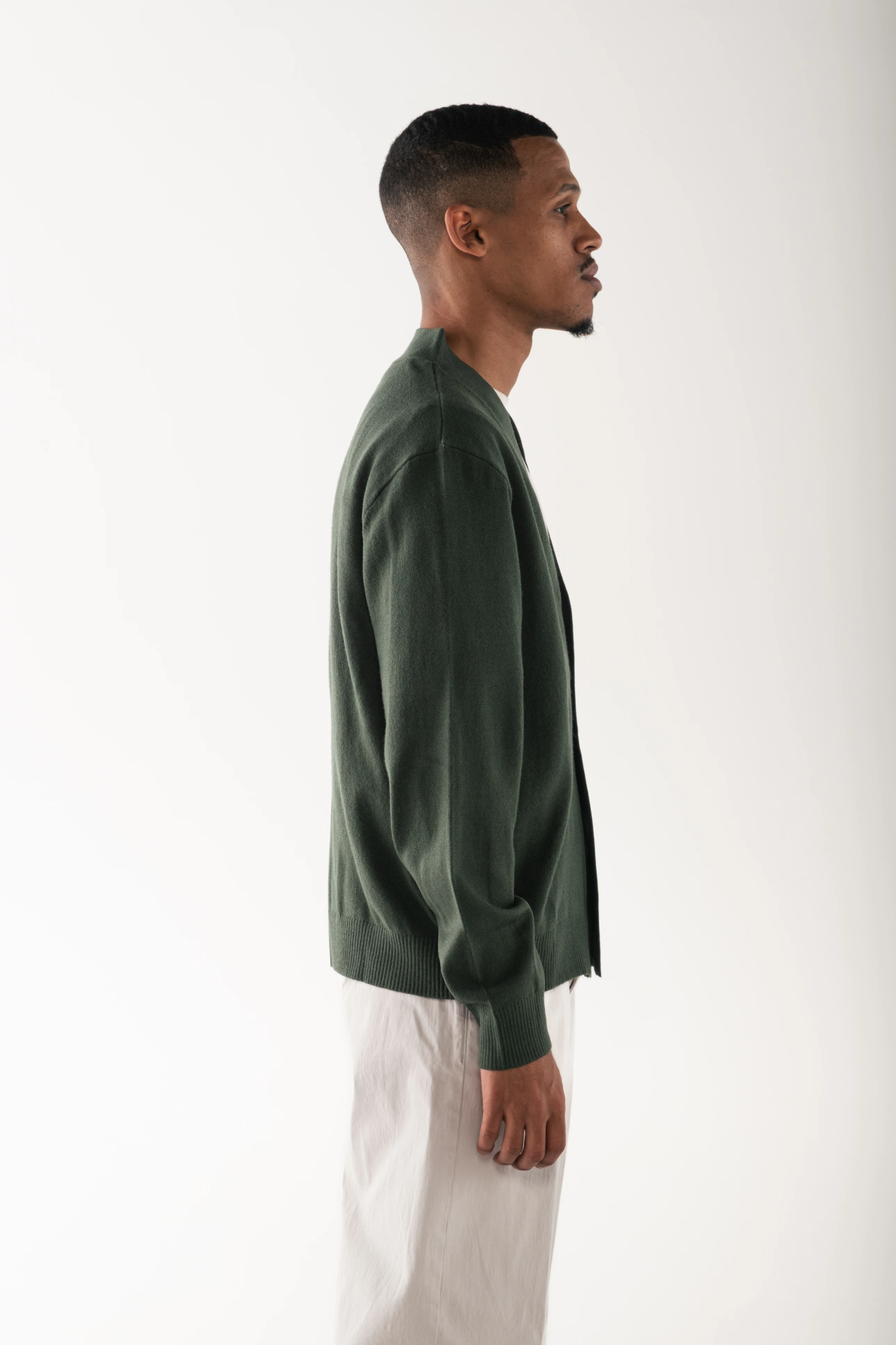 MEN'S V NECK CARDIGAN image 5