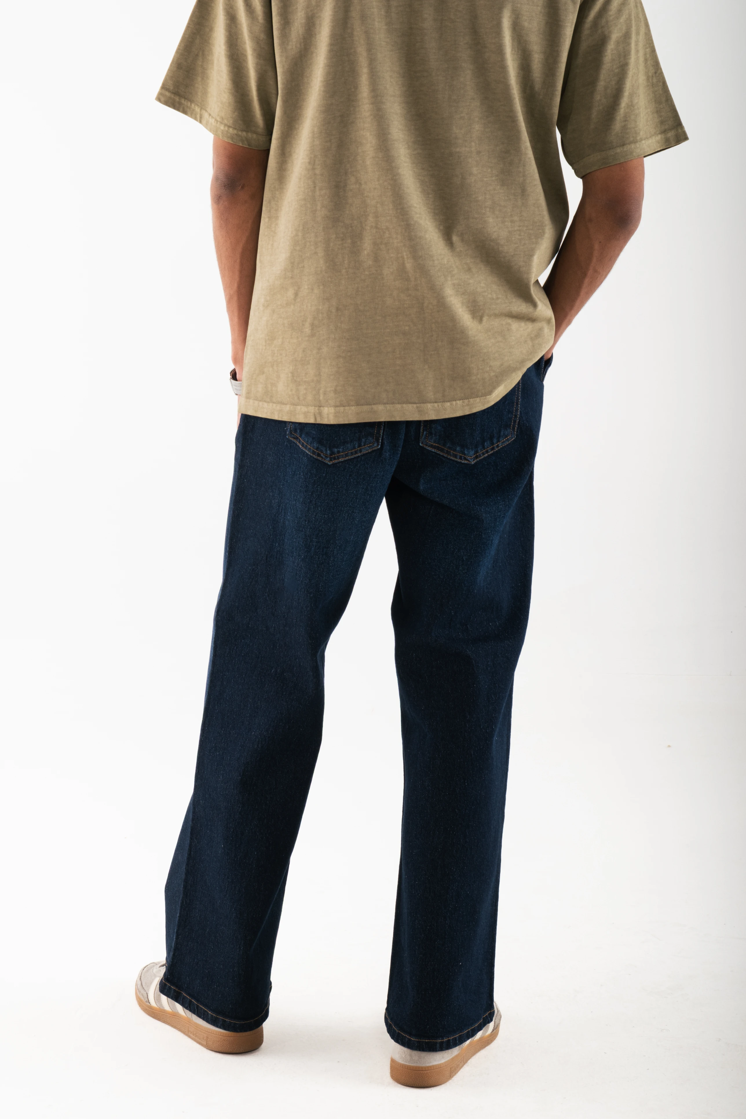 Oversized Jeans image 7