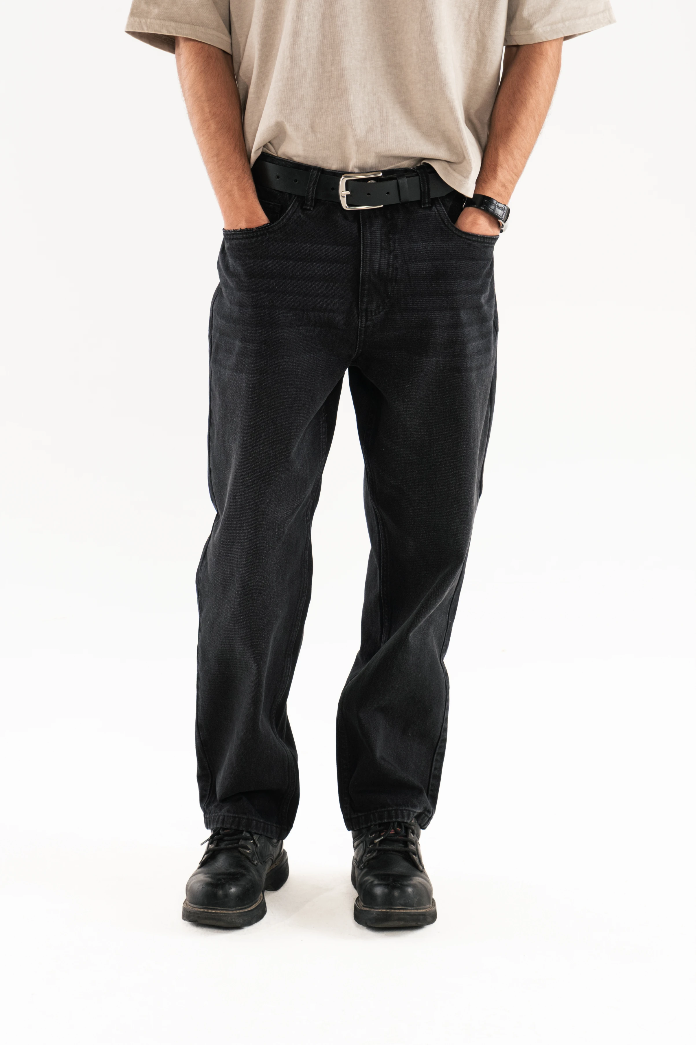 Loose Fit Straight Jeans