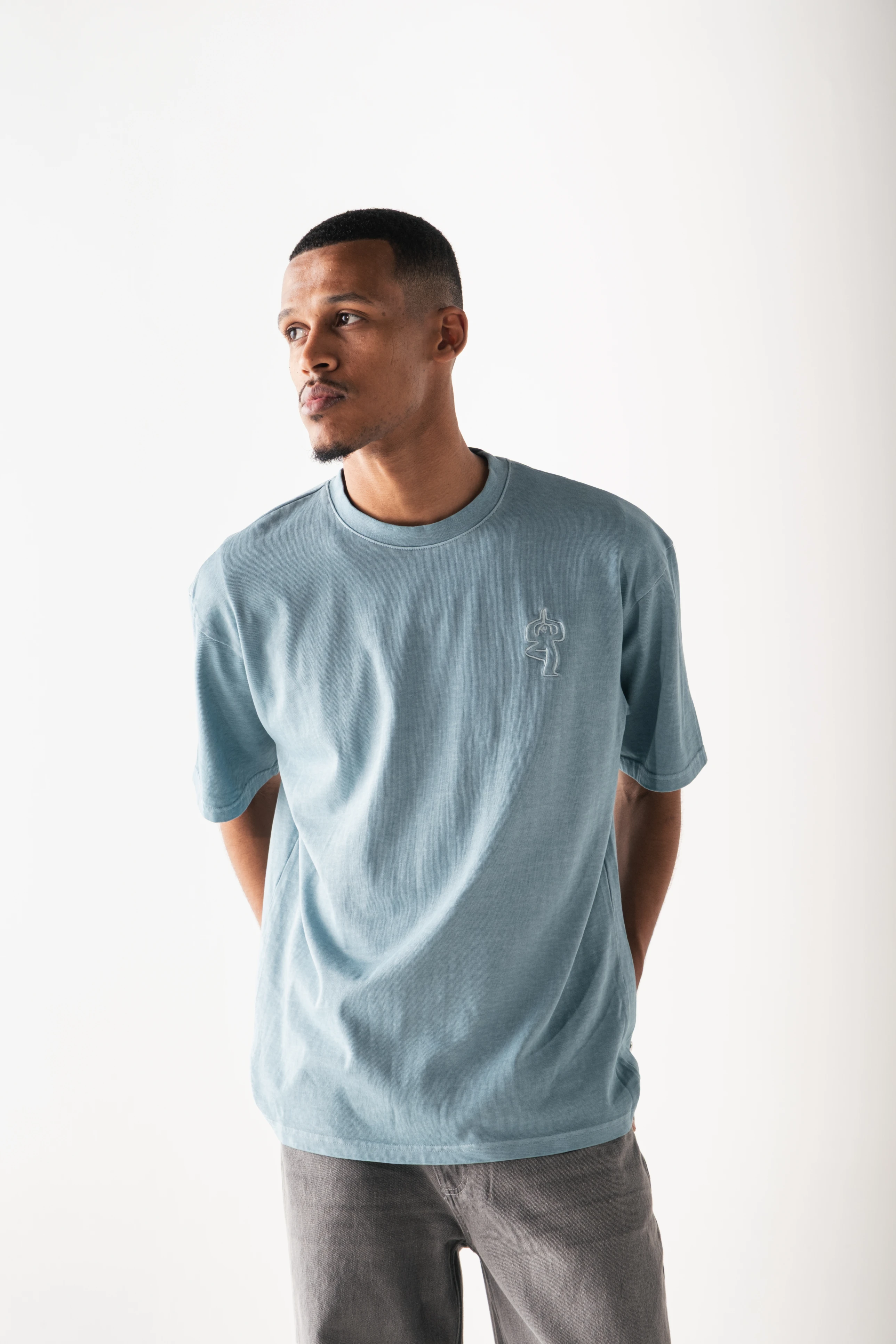 Low Waist Regular Fit Jeans image 5