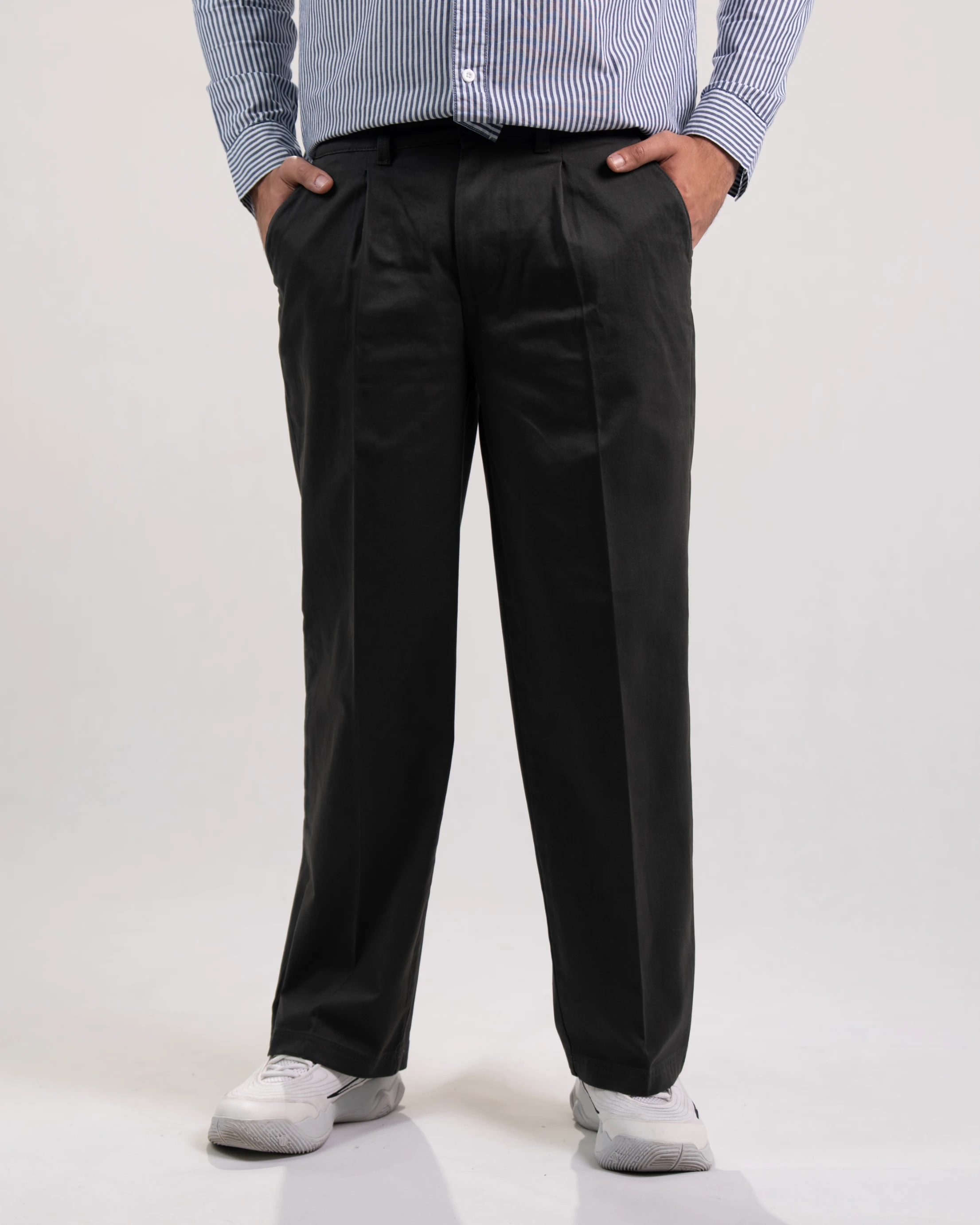 Shadow Pleated Trouser